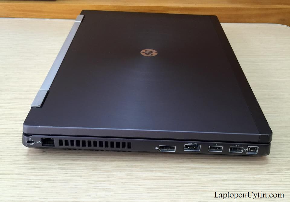 HP Elitebook 8560W (Core i7-2720QM, RAM 8GB, HDD 320GB, Quadro 1000M, 15.6FHD)